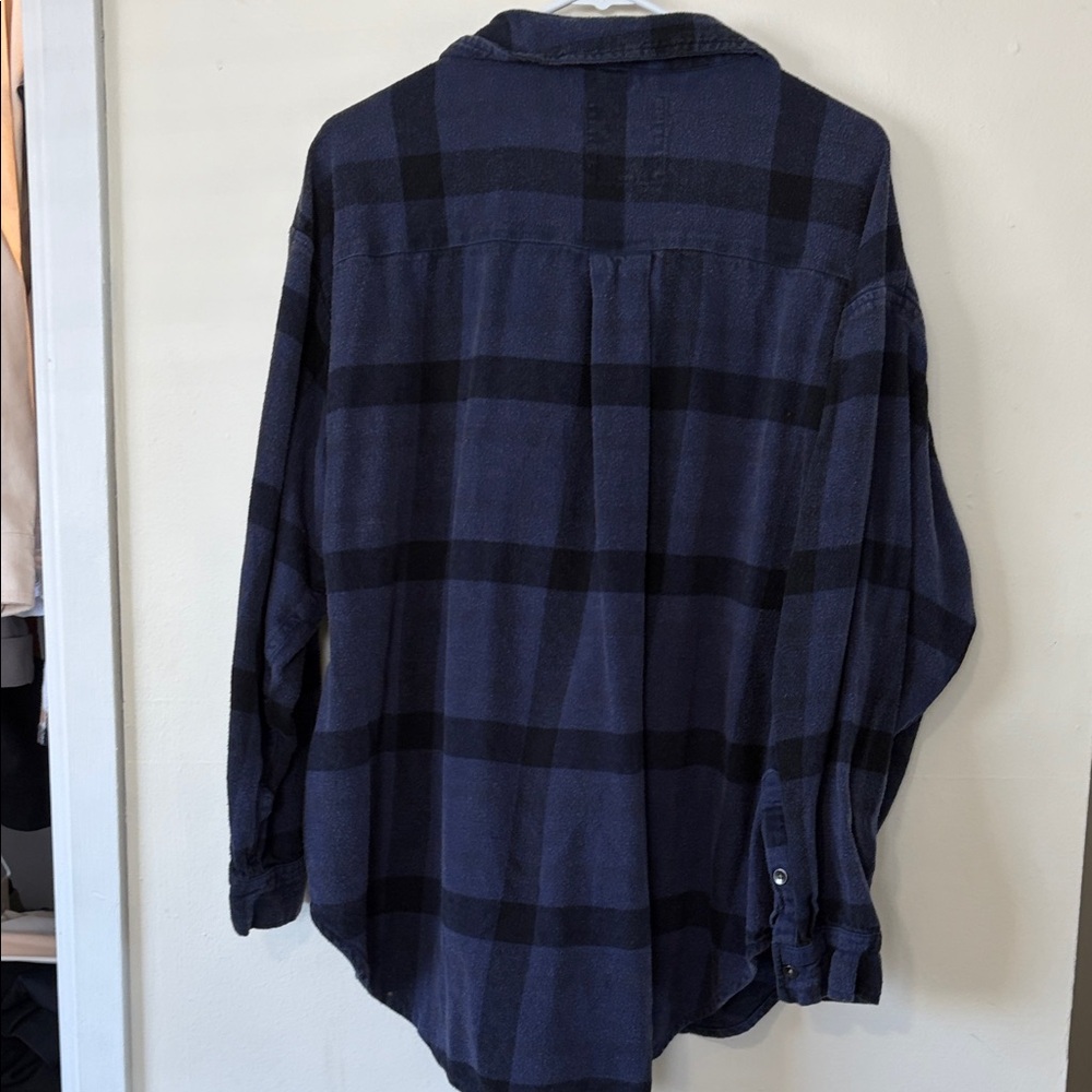 Aerie Women’s Blue and Black Plaid Shirt - Picture 3 of 4